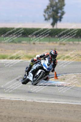 media/May-25-2025-Lets Ride (Sun) [[0ff033e448]]/A Group/11am (Grapevine)/